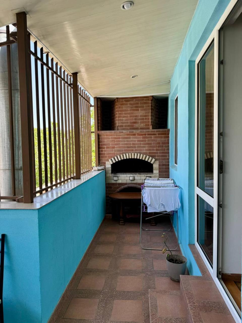 California Hostel Yerevan Exterior photo